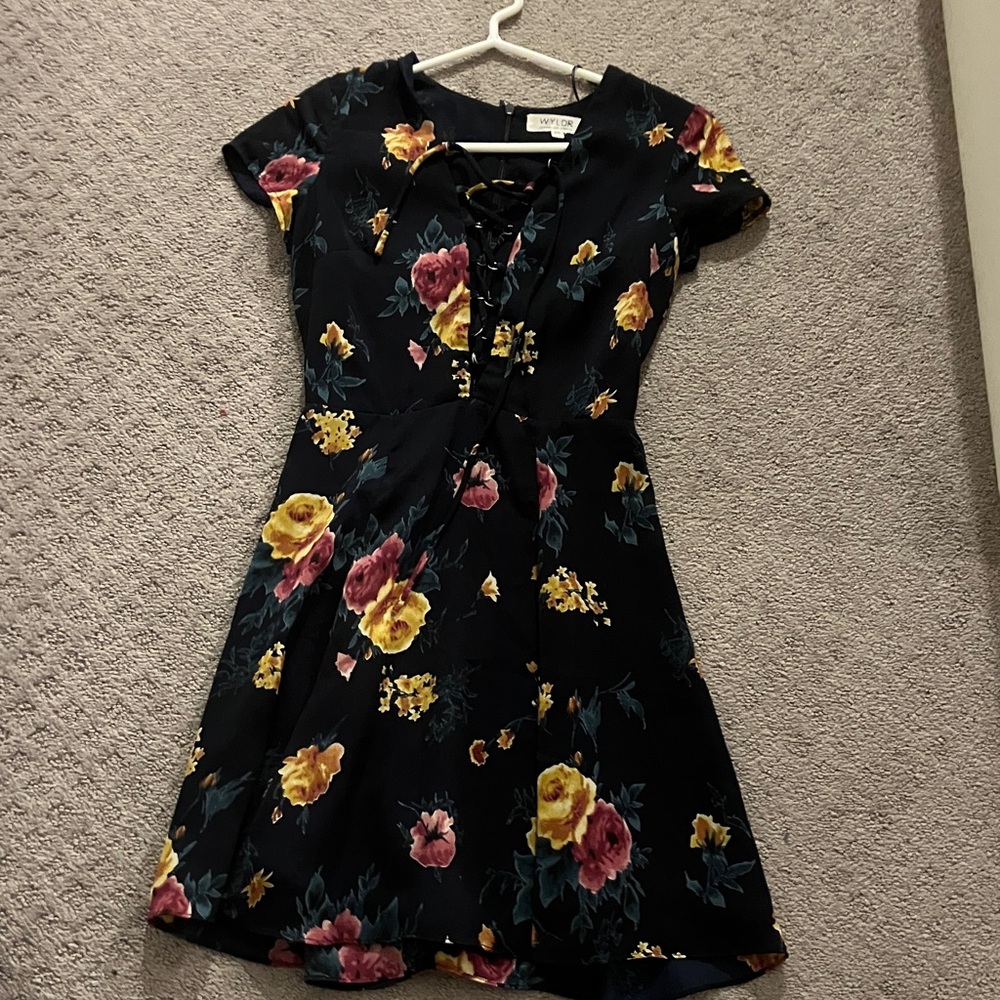 LIKE NEW WYLDR Elegant Black Dress with Teal Accents